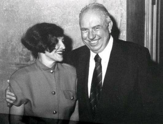 Jos� Alencar, ent�o presidente da FIEMG, e sua esposa Mariza em 1985. - Arquivo Estado de Minas - 28/04/1985