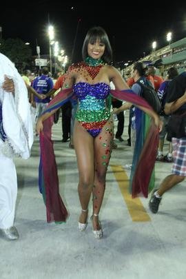 Aline Prado - Destaque de ch�o da Renascer de Jacarepagu� - Agnews