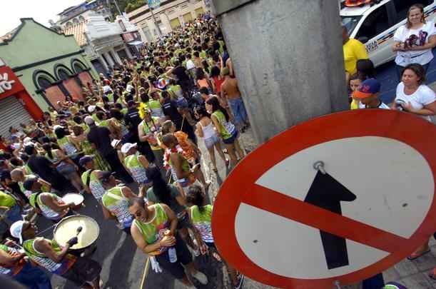 Folia em Nova Lima - Gladston Rodrigues/EM/DA Press