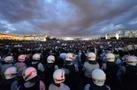 Manifestantes v�o �s ruas em Bras�lia e ocupam o Congresso