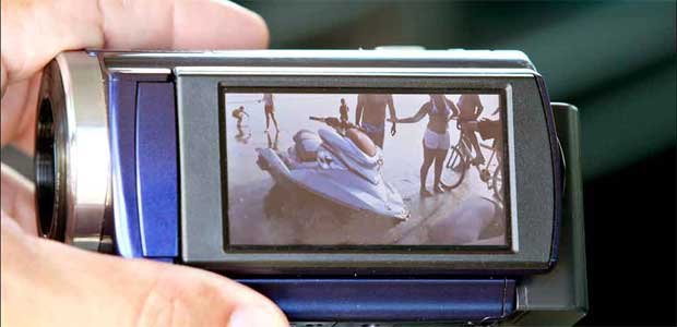 Fotografia do jet ski que teria sido usado pelo adolescente e foi apreendido pela pol�cia para per�cia

 (CARLOS NOGUEIRA/JORNAL A TRIBUNA)