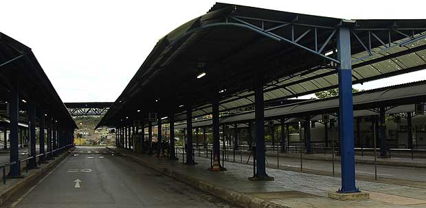 Estação BHBUS, no Barreiro, totalmente vazia no horário de pico (Renato Weil /EM/D.A Press) Estação BHBUS, no Barreiro, totalmente vazia no horário de pico (Renato Weil /EM/D.A Press)