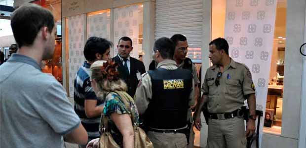 Assalto à joalheria, na terça-feira, motivou reunião entre as equipes de segurança de 15 shoppings da capital (Túlio Santos/EMDA press -24/04/12)