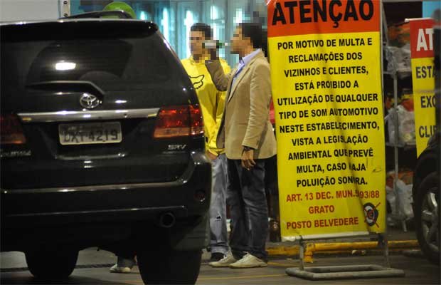 Baladas atropelam a Lei Seca em Belo Horizonte ( Marcos Vieira/EM/D.A Press. Brasil)