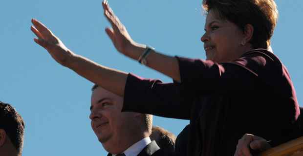 O governador Antonio Anastasia acompanhou a presidente Dilma Rousseff durante toda a visita à capital (Beto Magalhães/EM/D.A press)
