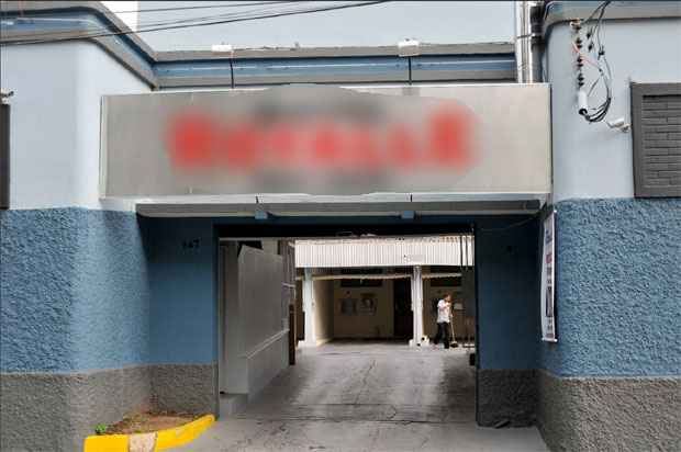 golpes de gargalo de garrafa em motel de BH Gerais Estado de Minas Quarto De Motel Mateus E Cristiano ~ golpes de gargalo de garrafa em motel de BH Gerais Estado de Minas