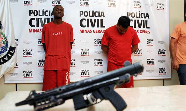Os suspeitos usaram uma metrlhadora 9 milímetros para cometer o assassinato (Tulio Santos/EM/D.A.Press) Os suspeitos usaram uma metrlhadora 9 milímetros para cometer o assassinato (Tulio Santos/EM/D.A.Press)