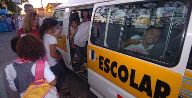 Atualmente, a frota do transporte escolar da capital é de 1.750 veículos %u2013 a maior do país, segundo um levantamento do sindicato da categoria. (Marcos Michelin/EM/D.A Press) Atualmente, a frota do transporte escolar da capital é de 1.750 veículos %u2013 a maior do país, segundo um levantamento do sindicato da categoria. (Marcos Michelin/EM/D.A Press)