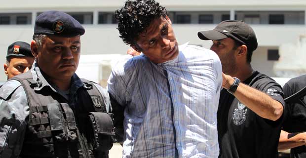 O traficante Nem, no momento de sua prisão em novembro de 2011 (WILTON JUNIOR/AE RJ) O traficante Nem, no momento de sua prisão em novembro de 2011 (WILTON JUNIOR/AE RJ)