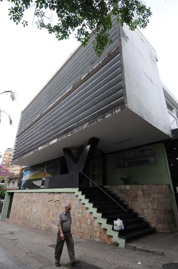 Fachada do prédio onde funcionava o Dops, hoje Delegacia Antidrogas, na avenida Afonso Pena (Gladyston Rodrigues/EM/D.A Press)