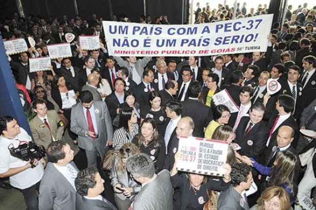 Protesto de integrantes do Ministério Público no Congresso, em abril: polêmica PEC 37 está perto do desfecho
  (Carlos Moura/CB/D.A Press)