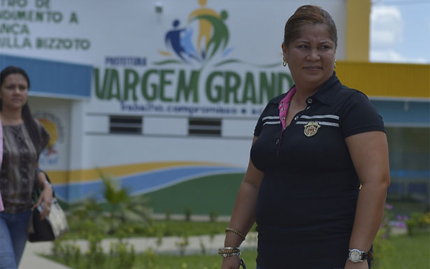Médicos como a cubana Josefa Rebeca Rodriguez ainda aguardam a liberação do registro para trabalhar (Marcello Casal Jr./ABr) Médicos como a cubana Josefa Rebeca Rodriguez ainda aguardam a liberação do registro para trabalhar (Marcello Casal Jr./ABr)
