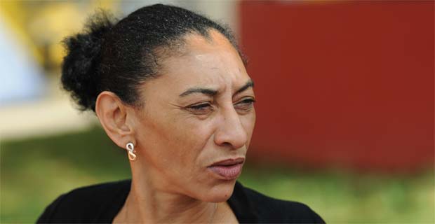 Elizabete não acredita que vai encontrar o marido vivo, mas crê que haverá justiça pela morte (Gladyston Rodrigues/EM/D.A Press. Brasil) Elizabete não acredita que vai encontrar o marido vivo, mas crê que haverá justiça pela morte (Gladyston Rodrigues/EM/D.A Press. Brasil)