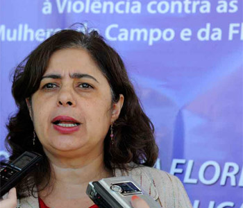 'A ideia da Casa é dar atendimento integral, quando essa mulher decidir denunciar' -  Aparecida Gonçalves (Elza Fiuza/Abr - 10/8/10)