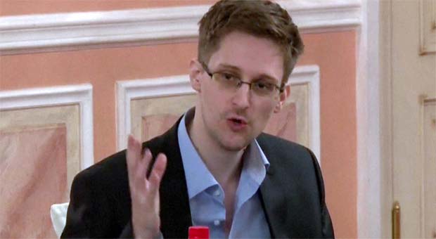 Snowden já havia pedido asilo ao país enquanto estava no aeroporto de Moscou ( AFP PHOTO / WIKILEAKS ) Snowden já havia pedido asilo ao país enquanto estava no aeroporto de Moscou ( AFP PHOTO / WIKILEAKS )