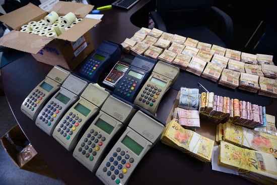 Material apreendido pela Policia Civil durante operação que desarticulou o grupo criminoso (Ed.Alvez/CB DA Press) Material apreendido pela Policia Civil durante operação que desarticulou o grupo criminoso (Ed.Alvez/CB DA Press)