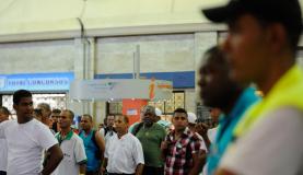 Milhares de passageiros ficaram sem trens com paralisação total na Central do Brasil (TâniaRêgo/Agência Brasil) Milhares de passageiros ficaram sem trens com paralisação total na Central do Brasil (TâniaRêgo/Agência Brasil)