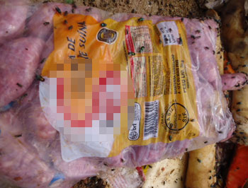 Produto apreendido em um dos supermercados punidos pela promotoria (Vigilância Sanitária) Produto apreendido em um dos supermercados punidos pela promotoria (Vigilância Sanitária)