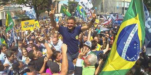 Aécio Neves/Facebook Aécio Neves/Facebook