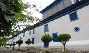 Festa celebra 300 anos do Mosteiro de Nossa Senhora da ... - Estado de Minas