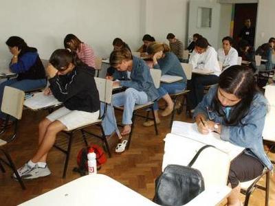 Os gabaritos das provas estarão disponíveis na Página do Participante e por meio do aplicativo Enem Os gabaritos das provas estarão disponíveis na Página do Participante e por meio do aplicativo Enem