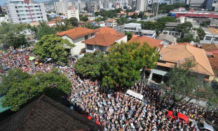 PM terá 7 mil militares para atuar no carnaval de Belo Horizonte - Estado de Minas