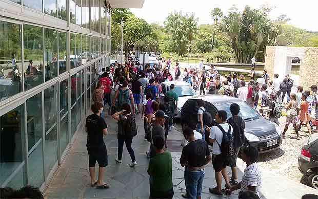 Bandejão da Faculdade de Direito da UFMG reabre nesta terça-feira