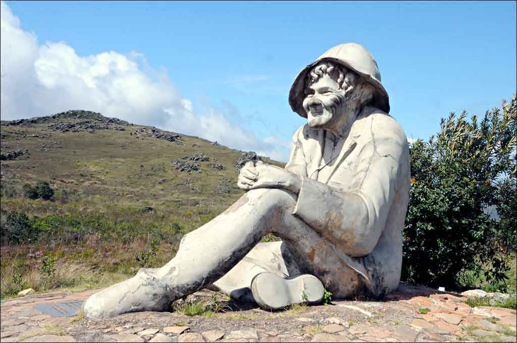 Com apenas uma similar no mundo, estátua na Serra do Cipó tem proteção pedida Gerais Estado