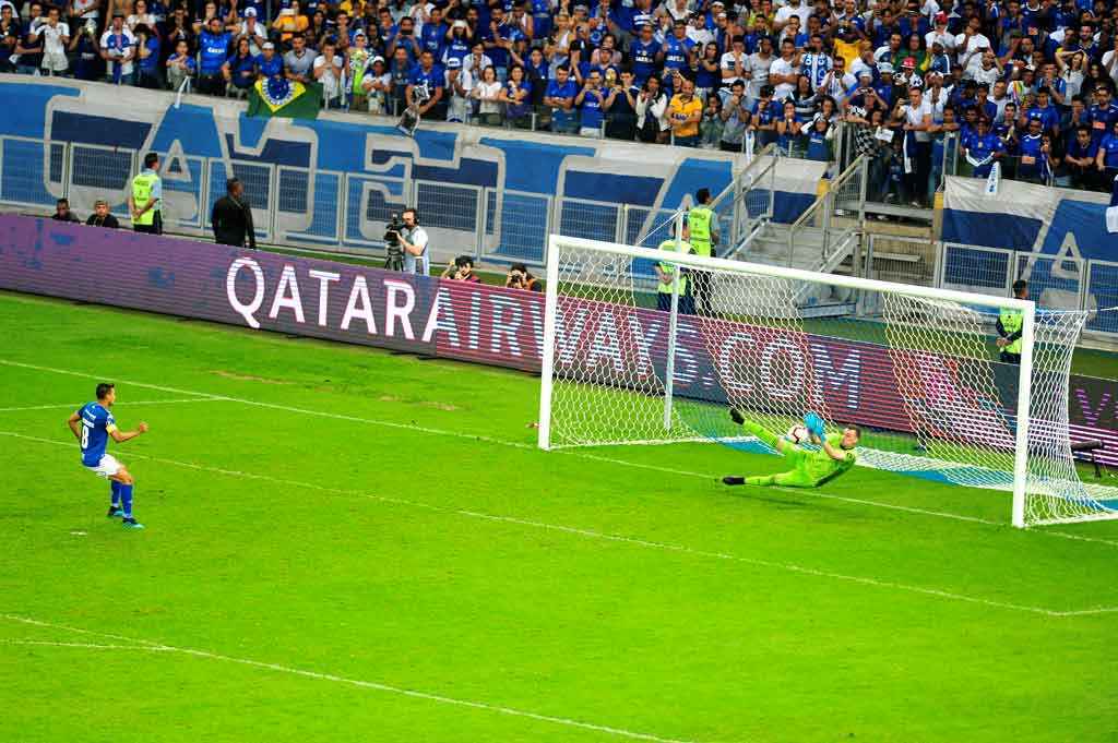 Jogos Históricos: Show de Deivid no Mineirão (Cruzeiro 4×1 Vasco