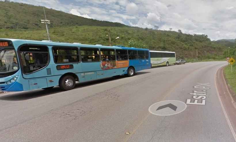 Motociclista morre em colisão frontal com ônibus em Raposos - Estado de Minas