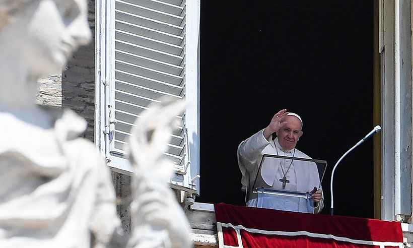 Sem citar o nome do Brasil, Papa lamenta 'uma morte por minuto'