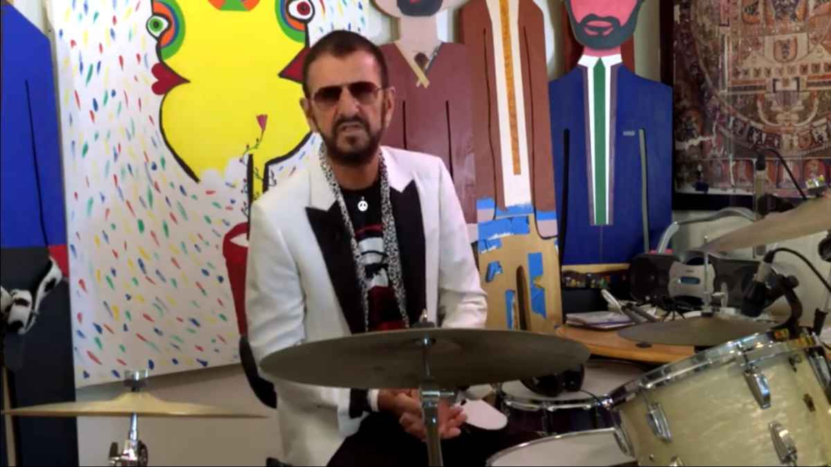 Ex-Beatle Ringo Starr comemora 80 anos em live com Paul McCartney e amigos