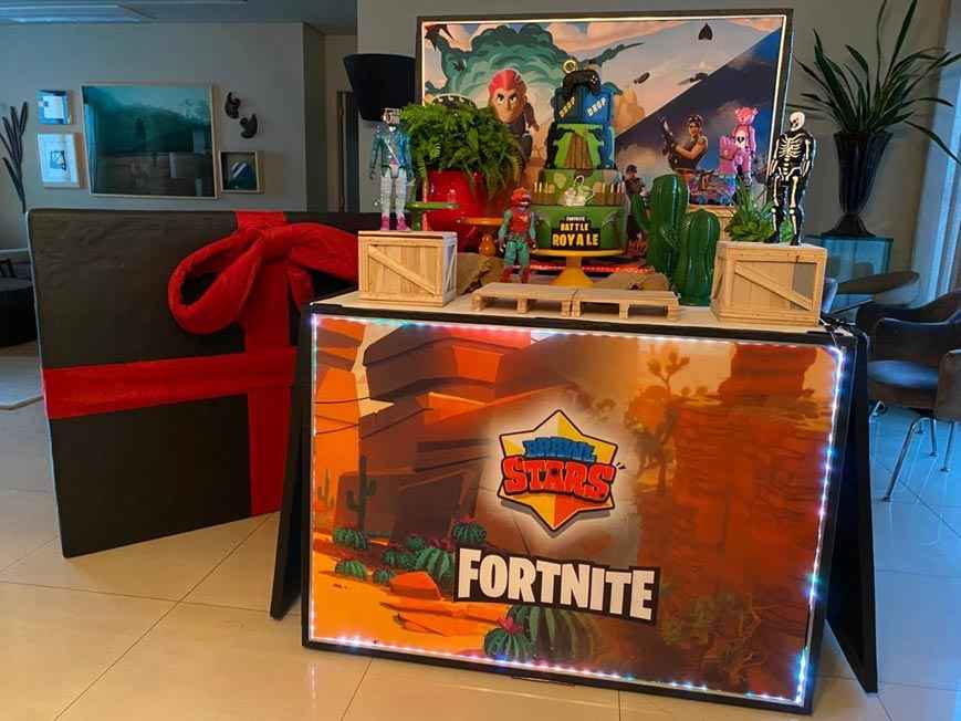 Aniversário do Fortnite: jogo celebra 4 anos com bolo e itens especiais