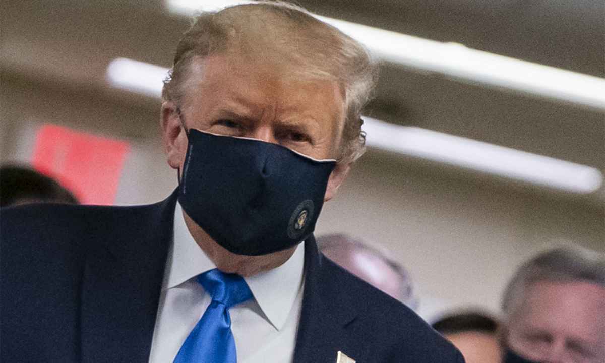 Com eleições se aproximando, Trump defende uso de máscara e retoma coletivas