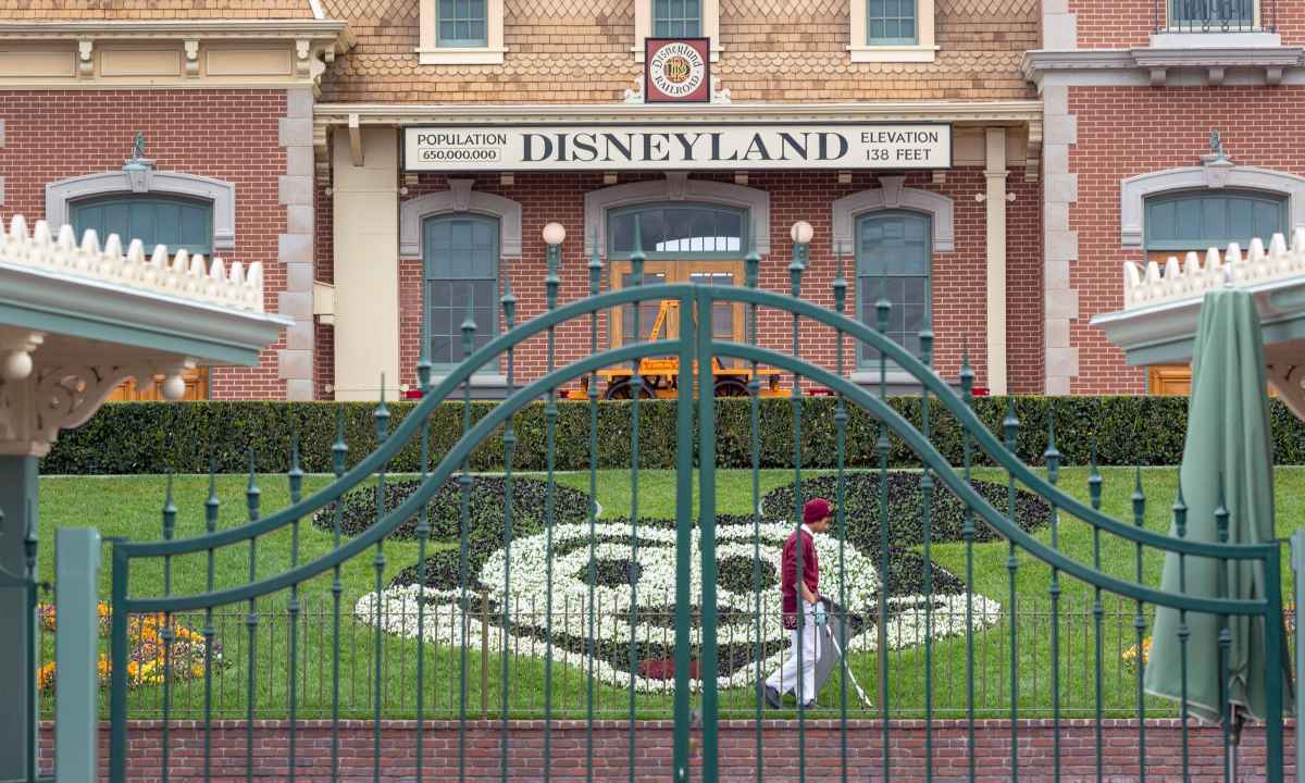 Disney corta 28 mil empregos nos Estados Unidos devido à pandemia
