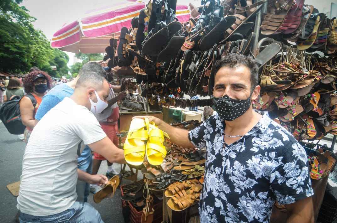 Feira Hippie de BH terá mesas e cadeiras nas áreas de alimentação a partir  deste domingo, Minas Gerais