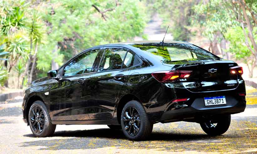 Chevrolet Novo Onix Plus Midnight