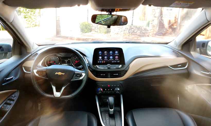 Testamos o Chevrolet Onix Premier 2022, que está com a produção