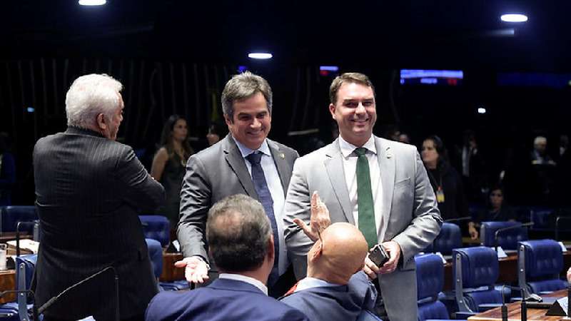 Quem Ciro Nogueira ex lulista que se junta ao governo