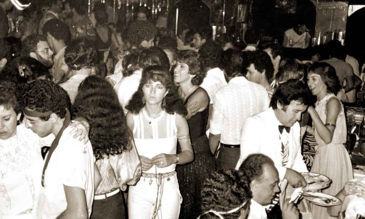 Clube Fantasy — Discoteca em Salgado Filho, R. Santa Juliana, 259