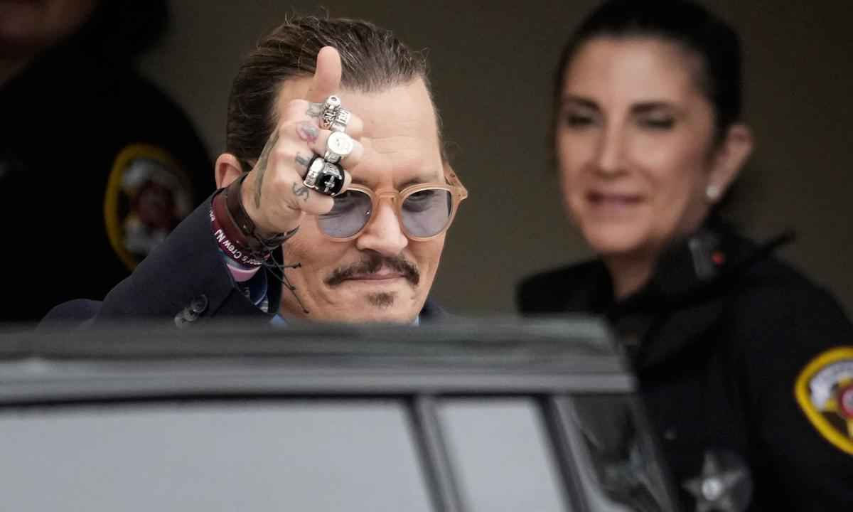 Johnny Depp se pronuncia sobre vitória no tribunal; Heard também fala -  Gazeta de São Paulo