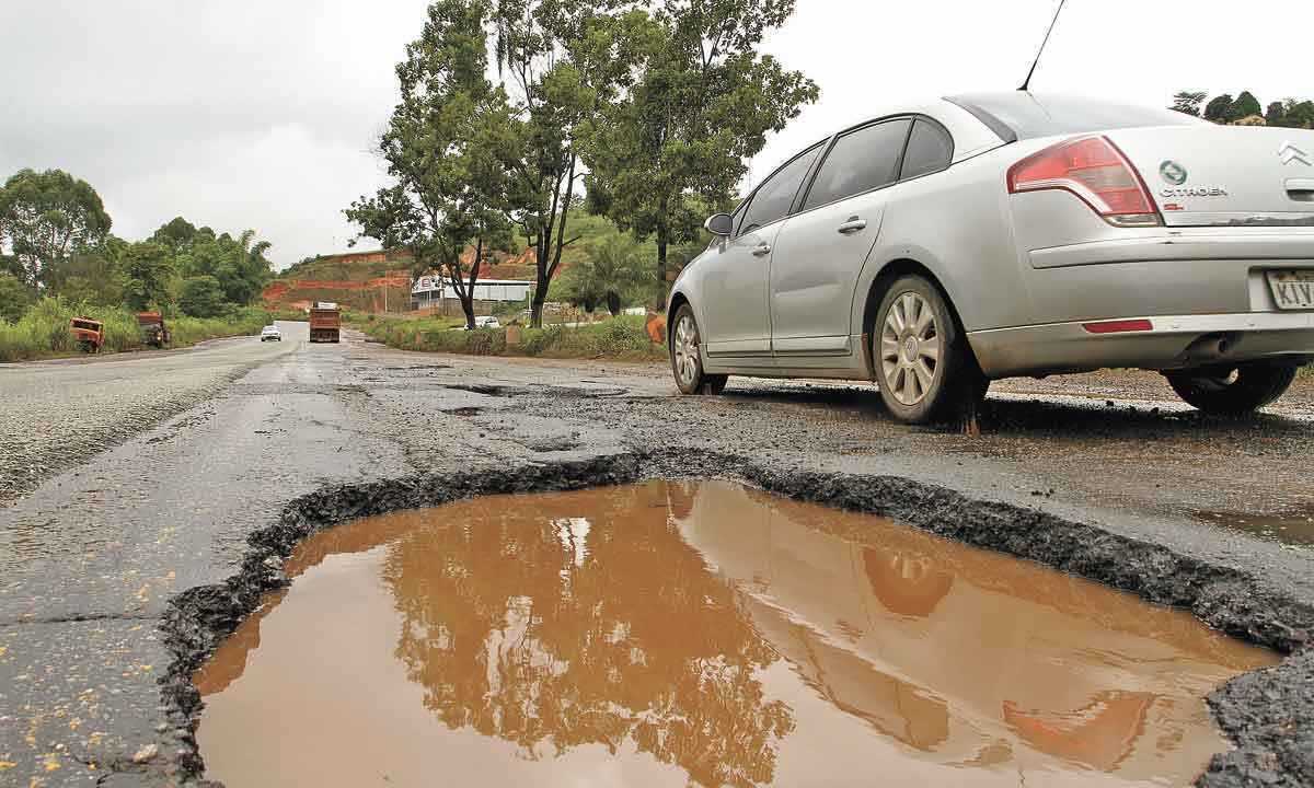 Estrada Minas-São Paulo: onde ficam as maiores armadilhas da serra da morte  - Gerais - Estado de Minas