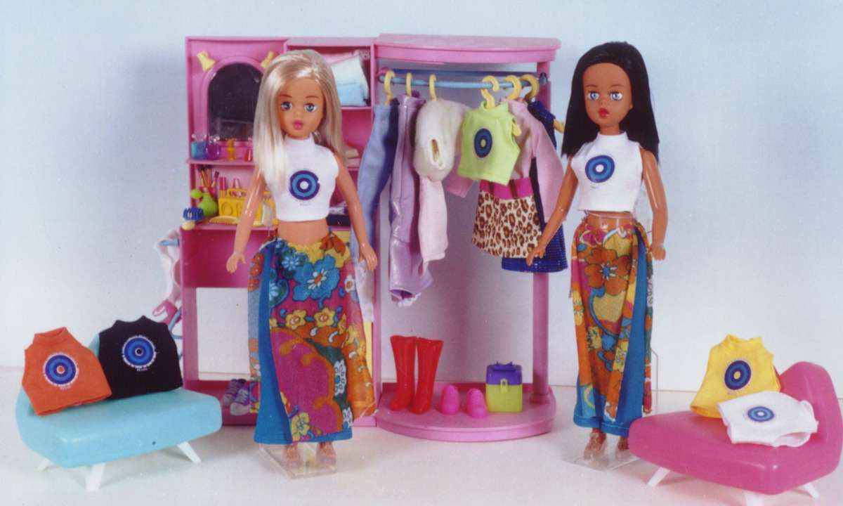 Eu Amo Artesanato: Roupa para Boneca Barbie com molde  Roupas para bonecas  barbie, Roupas para bonecas, Barbie fashionista
